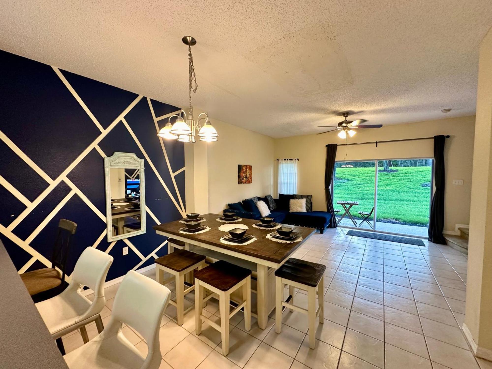 Superior 3br Townhouse Near Attractions Kissimmee